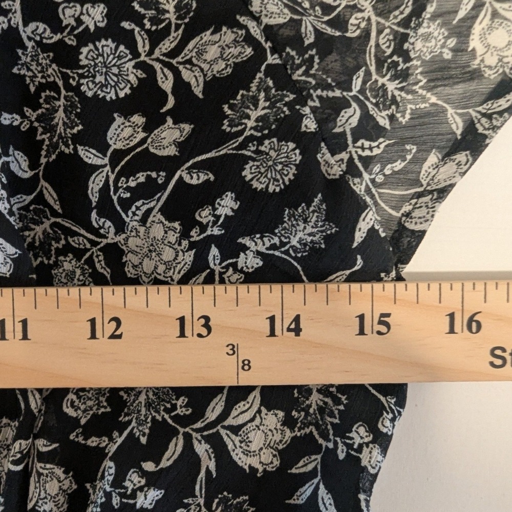 Old Navy Midi Dress Black Floral Smocked Ruffle Med V-Neck Cottagecore Feminine - Picture 5 of 9